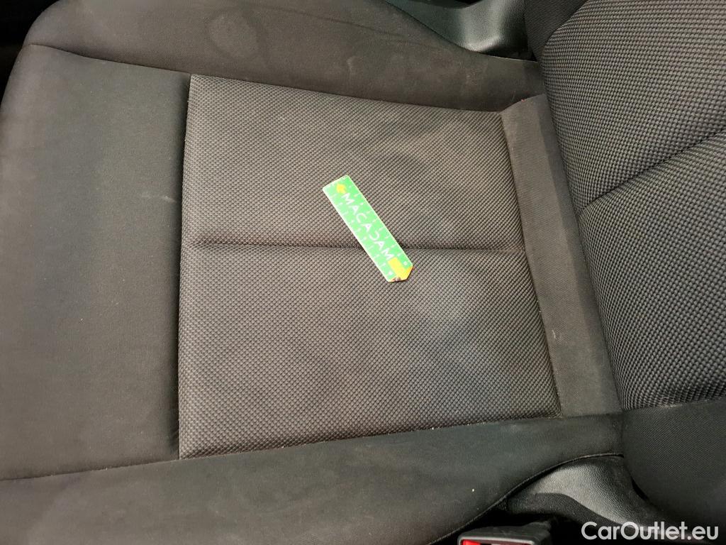  Audi  A3  Berline 30 TDI Business Line 2.0 TDI 115CV BVA7 E6d #51