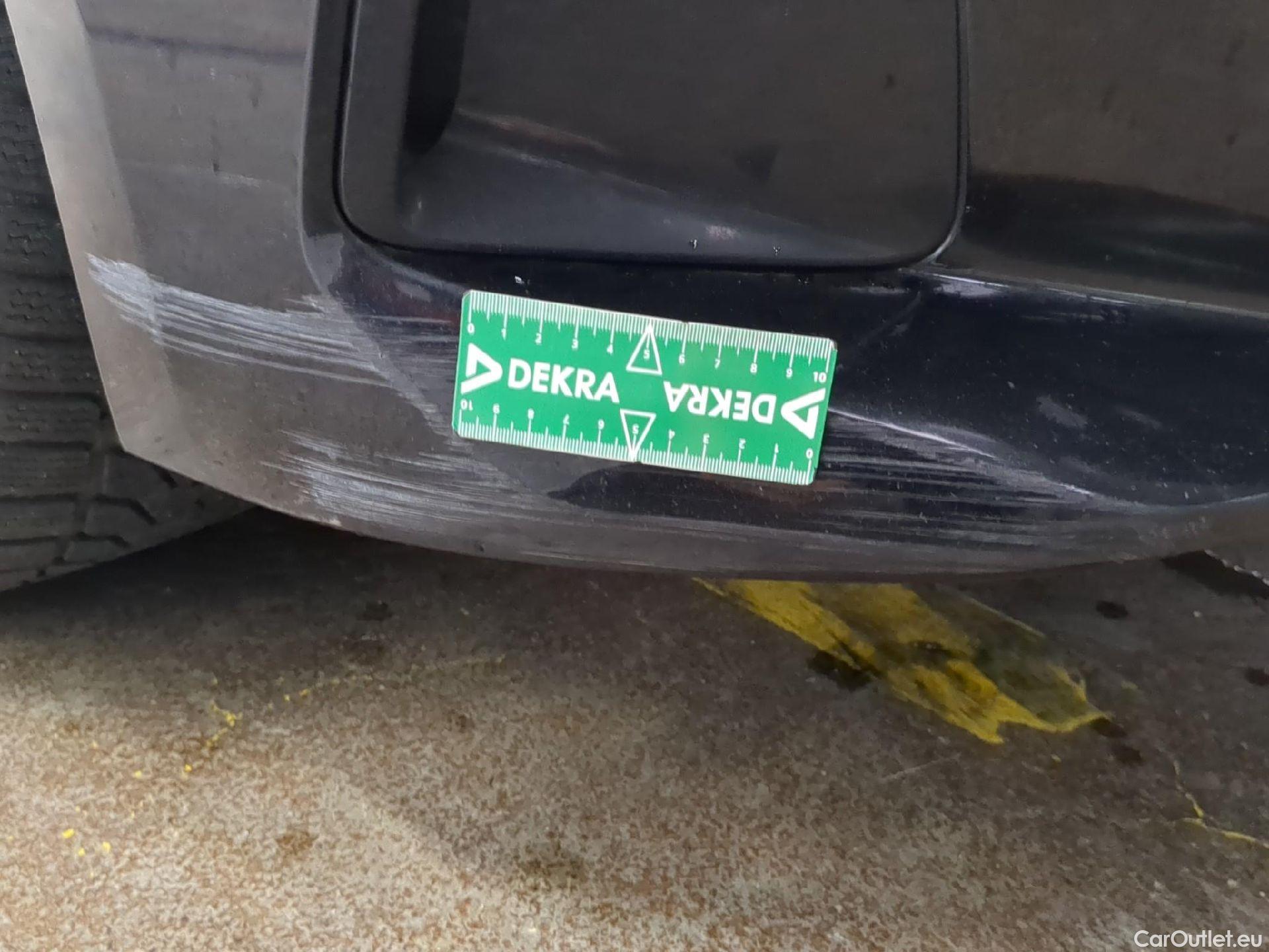  Bmw  Serie 3 BMW Série 3 Berline / 2022 / 4P / Berline 318i 156ch Business Design BVA8 #9