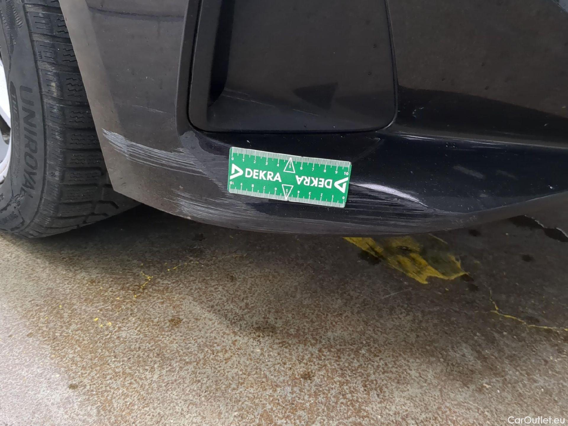  Bmw  Serie 3 BMW Série 3 Berline / 2022 / 4P / Berline 318i 156ch Business Design BVA8 #10