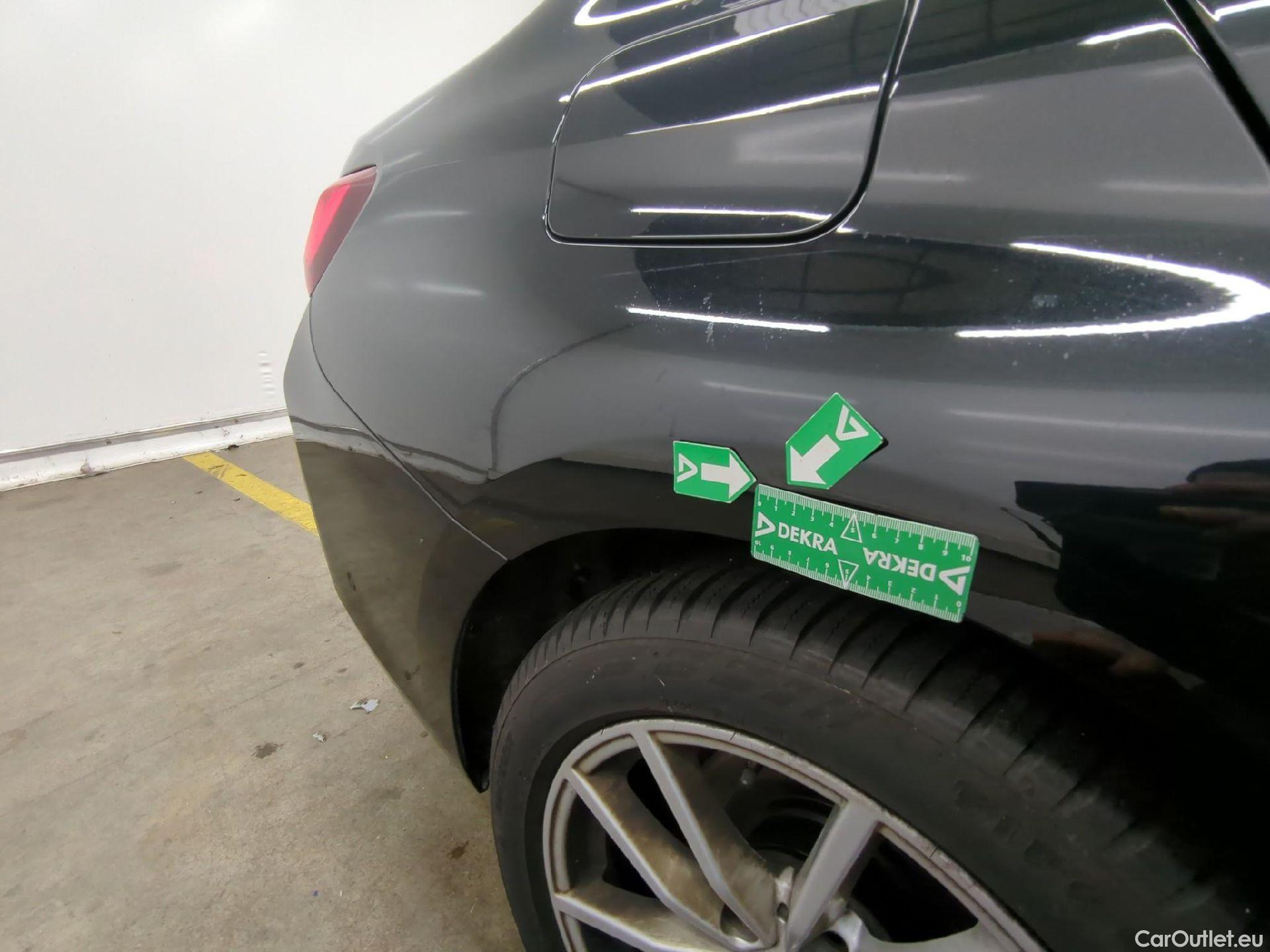  Bmw  Serie 3 BMW Série 3 Berline / 2022 / 4P / Berline 318i 156ch Business Design BVA8 #5