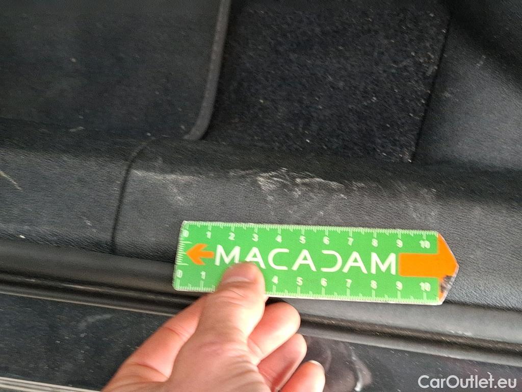  Audi  A3  Berline 30 TDI Business Line 2.0 TDI 115CV BVA7 E6d #50