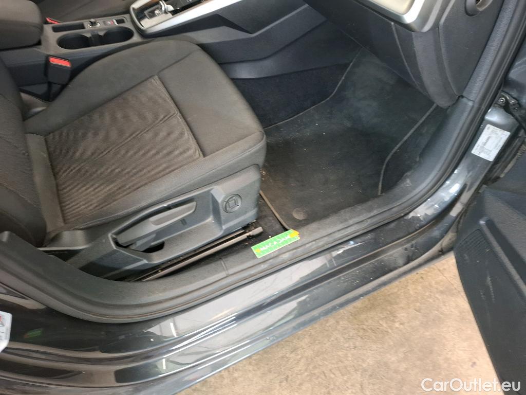  Audi  A3  Berline 30 TDI Business Line 2.0 TDI 115CV BVA7 E6d #56