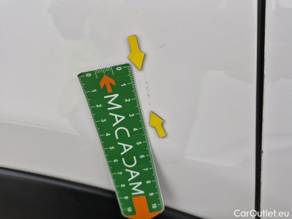  Citroen  C3  Feel Business 1.5 BlueHDI 100CV BVM5 E6dT #11