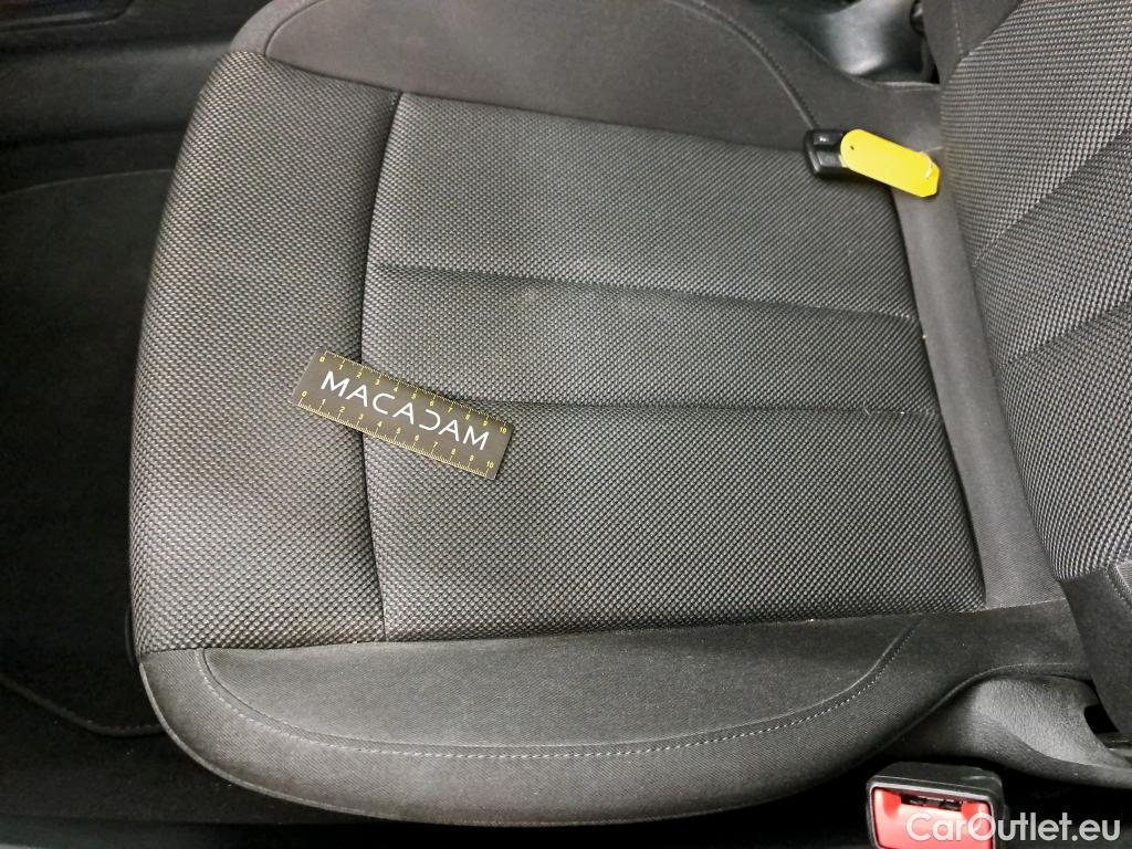  Audi  A4 AUDI  Avant / 2019 / 5P / Break 35 TFSI 150 Design #12