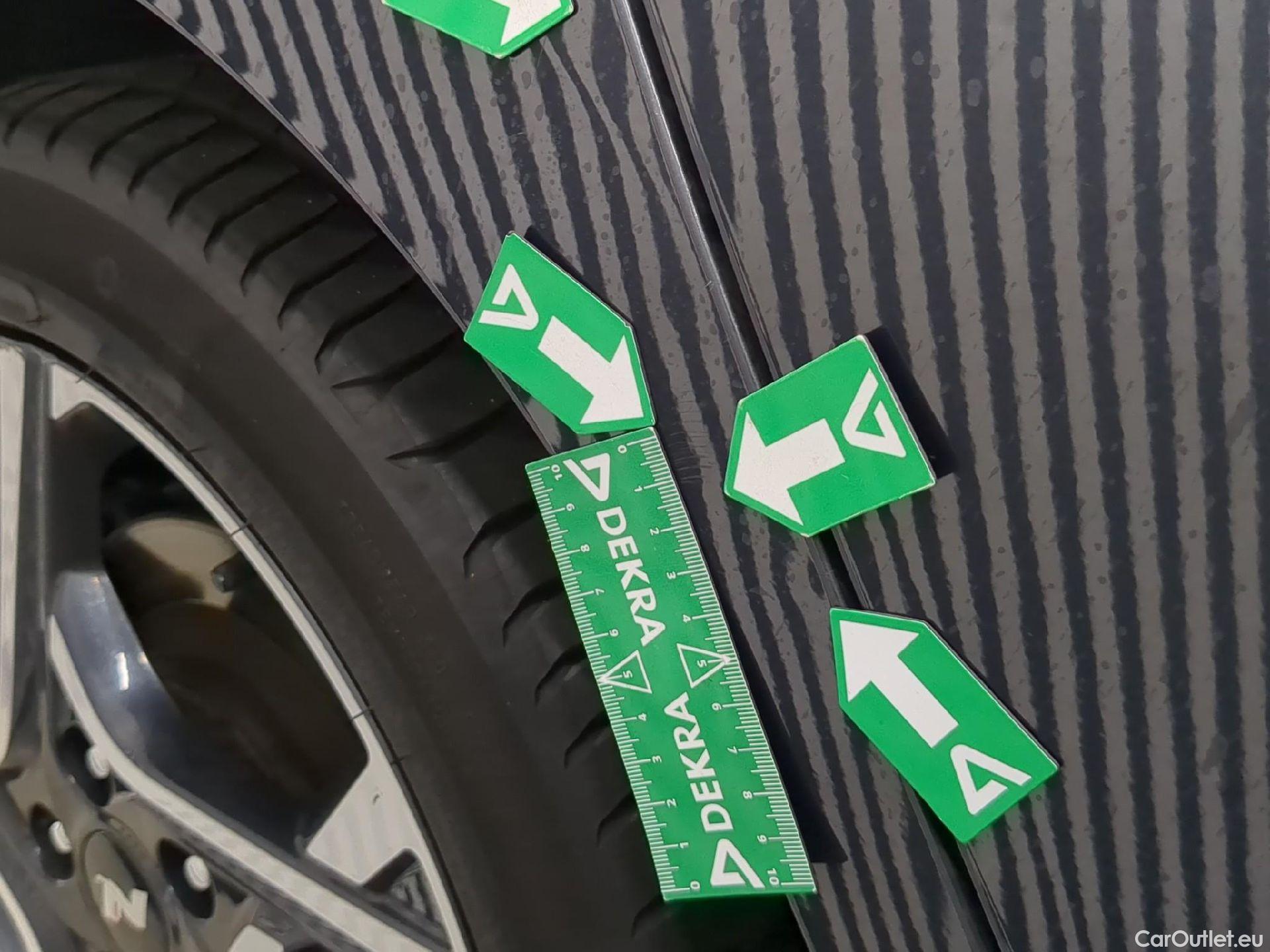  Hyundai  i30 HYUNDAI  Sport Wagon / 2020 / 5P / Break 1.0 T-GDI 120 MHEV DCT-7 N LINE SW #13