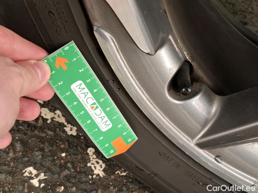  DS  DS7 DS DS 7 Crossback / 2017 / 5P / SUV PureTech 180 Automatique So Chic #36