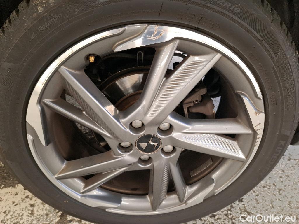  DS  DS7 DS DS 7 Crossback / 2017 / 5P / SUV PureTech 180 Automatique So Chic #39