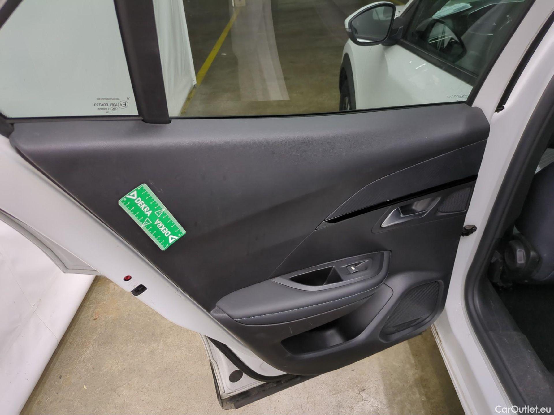  Peugeot  2008  Allure Business 1.5 HDi 100CV BVM6 E6d #9