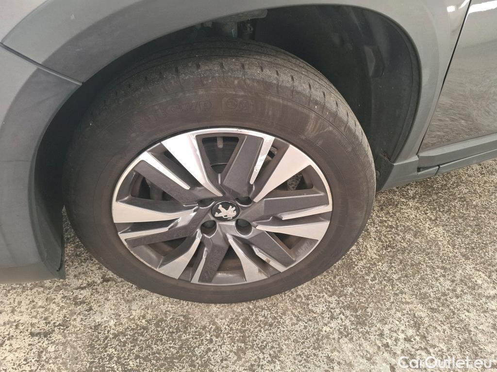  Peugeot  2008  Allure Business 1.2 PureTech 110CV BVM6 E6dT #15