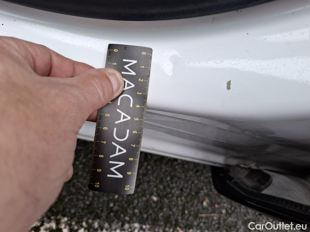  Peugeot  2008  Active Business 1.5 HDi 100CV BVM6 E6d #24