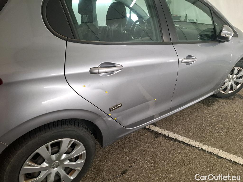  Peugeot  208  Active Business 1.5 HDi 100CV BVM5 E6dT #1