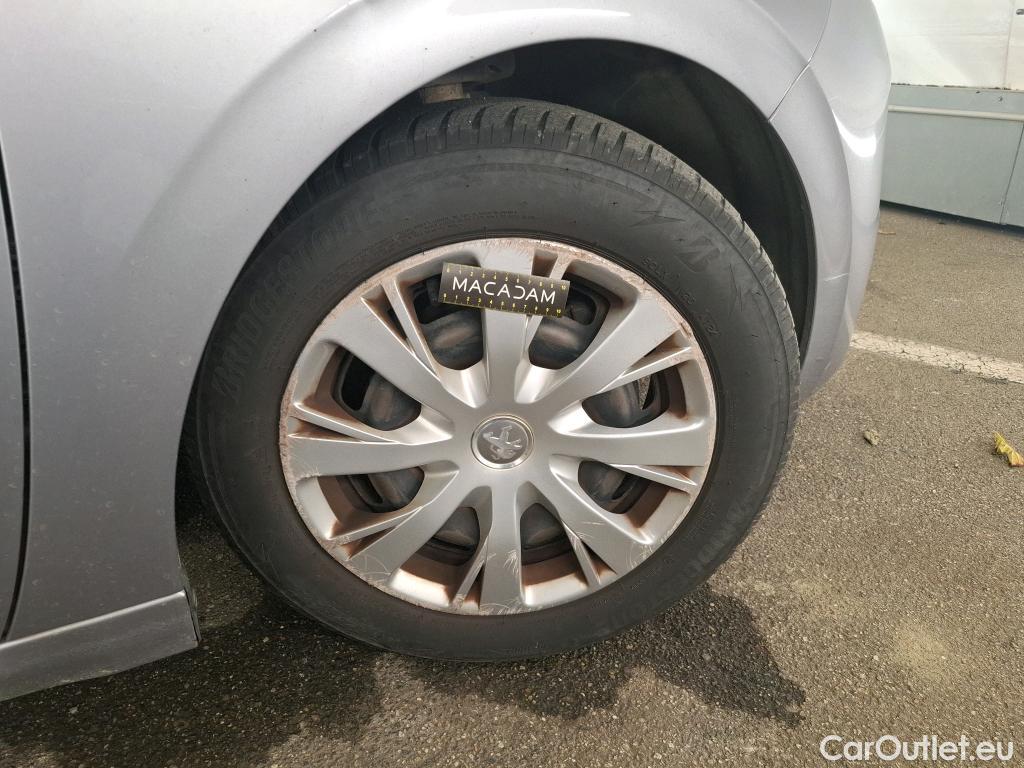  Peugeot  208  Active Business 1.5 HDi 100CV BVM5 E6dT #49