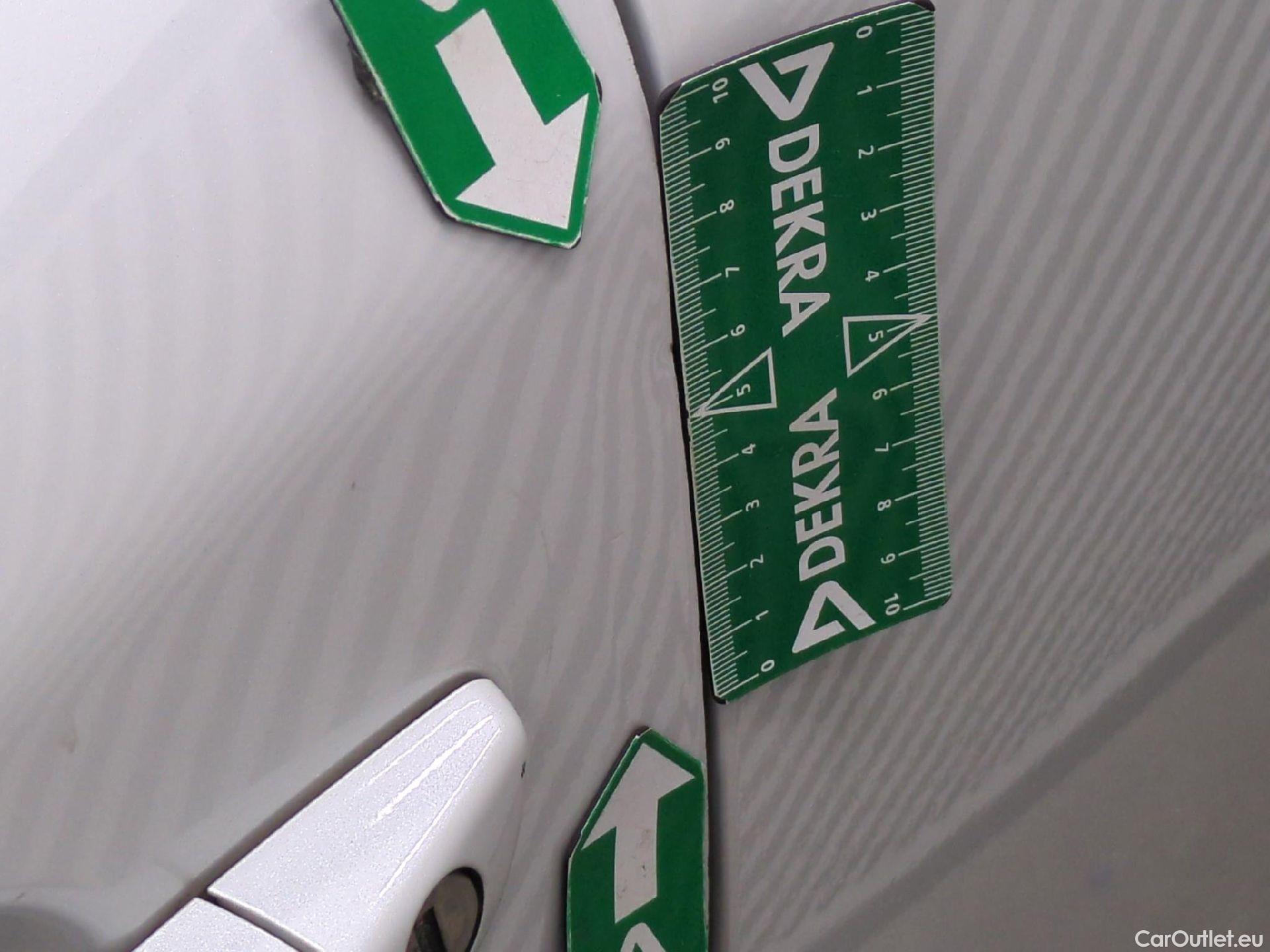  Peugeot  2008  Allure Business 1.5 HDi 100CV BVM6 E6d #45