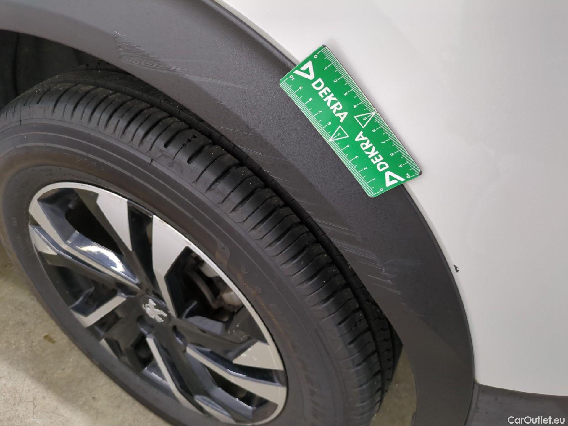  Peugeot  2008  Allure Business 1.5 HDi 100CV BVM6 E6d #53