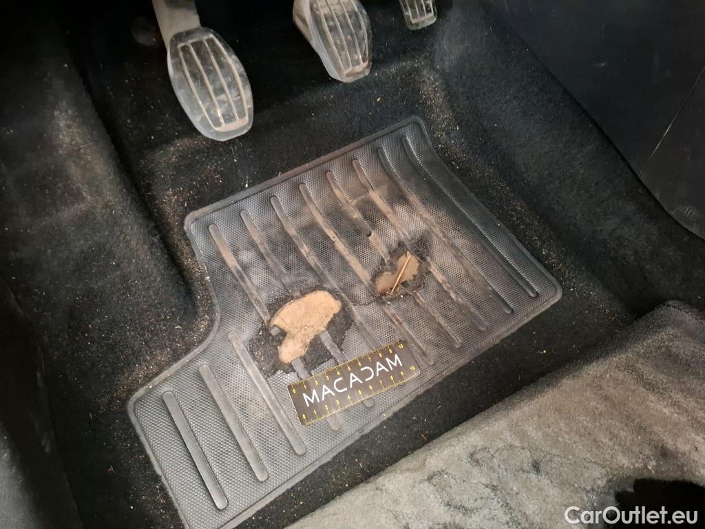  Peugeot  208  Active Business 1.5 HDi 100CV BVM6 E6d #1