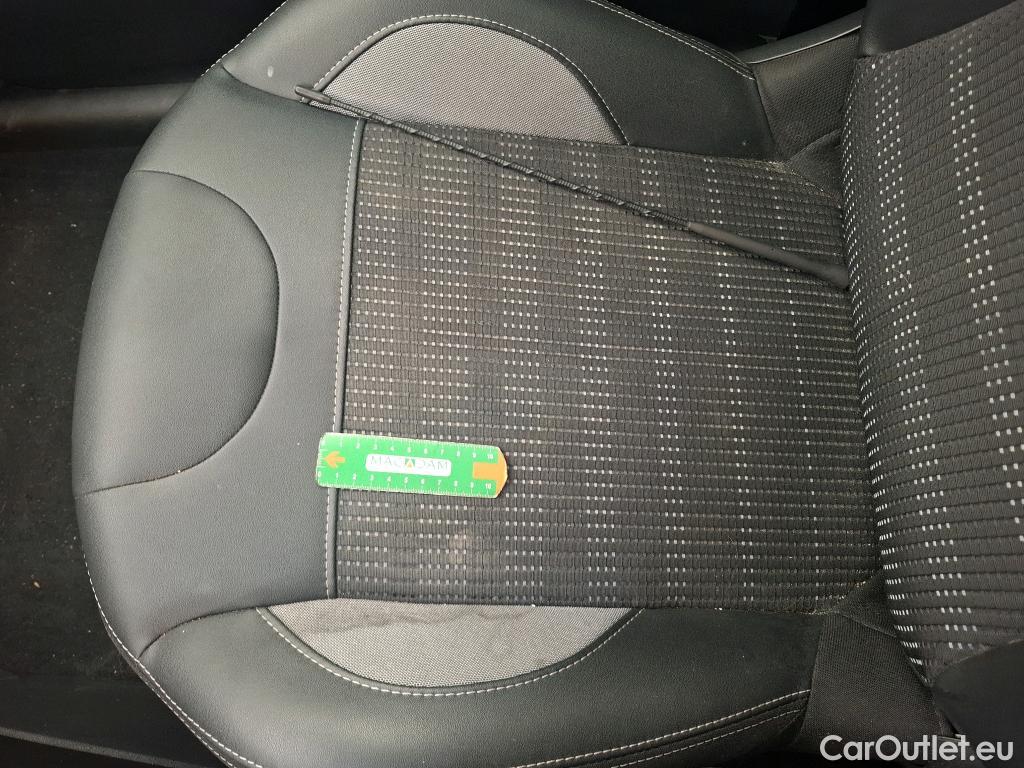  Peugeot  2008  Allure Business 1.2 PureTech 110CV BVM6 E6dT #45