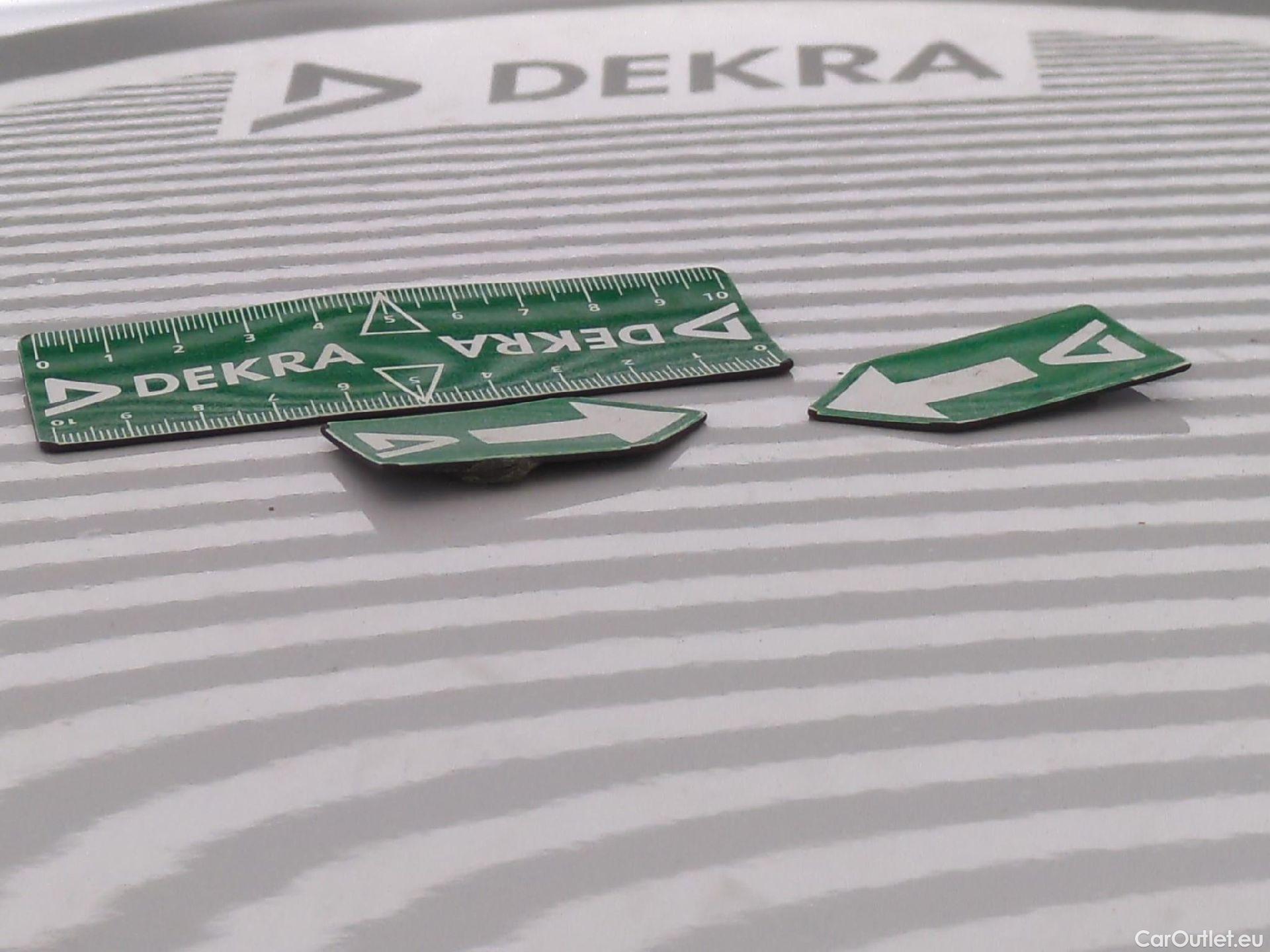  Peugeot  2008  Allure Business 1.5 HDi 100CV BVM6 E6d #30