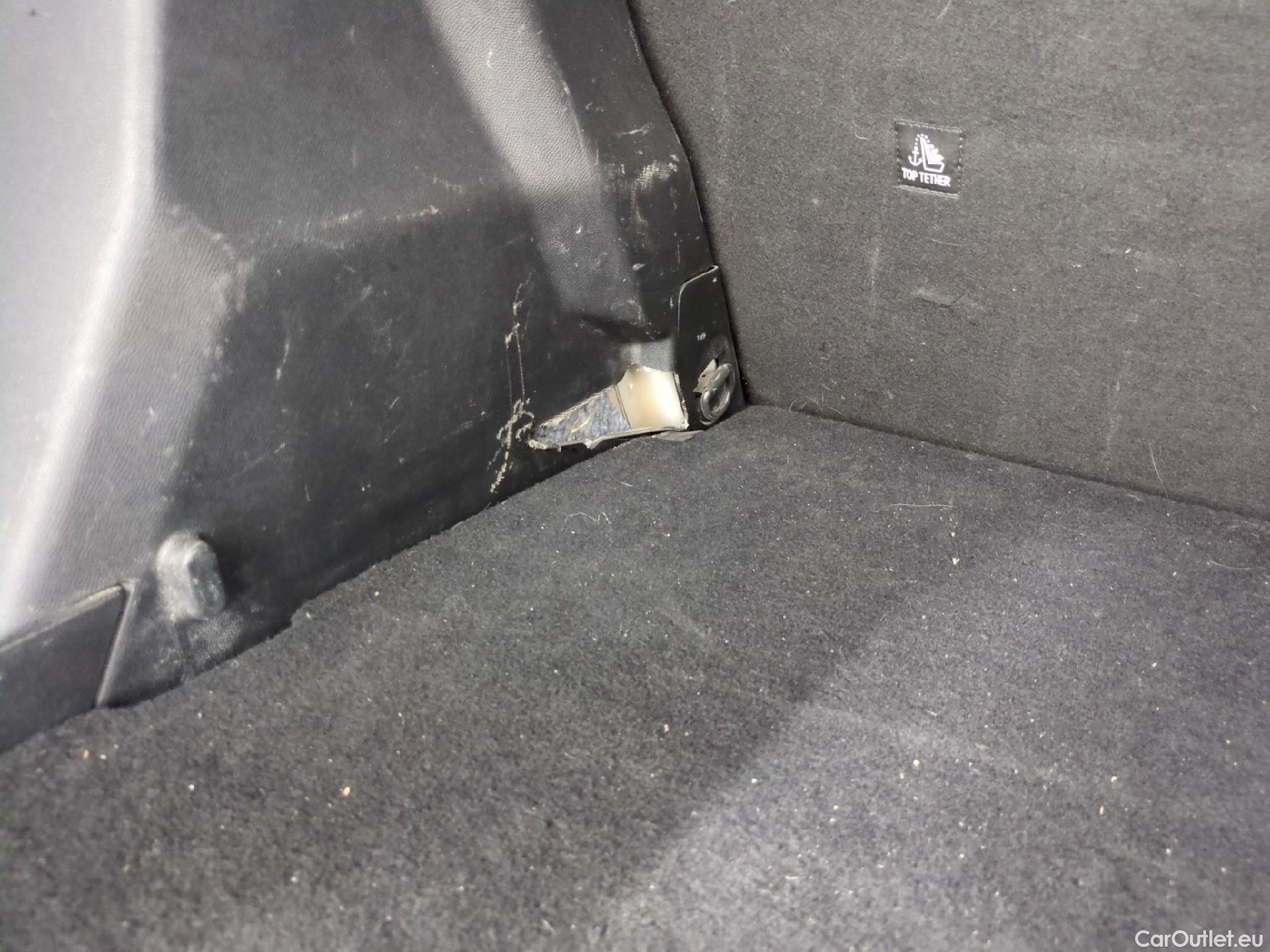  Peugeot  2008  Allure Business 1.5 HDi 100CV BVM6 E6d #12