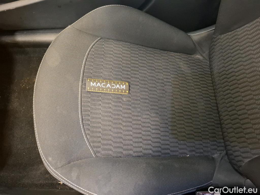  Peugeot  208  Active Business 1.5 HDi 100CV BVM5 E6dT #47