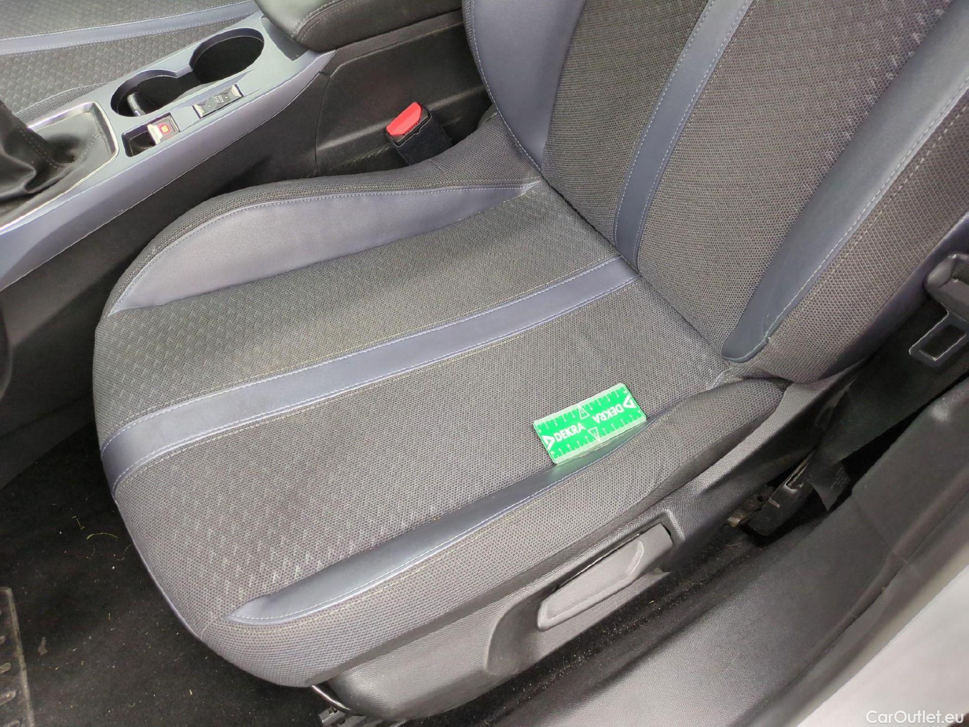  Peugeot  2008  Allure Business 1.5 HDi 100CV BVM6 E6d #1