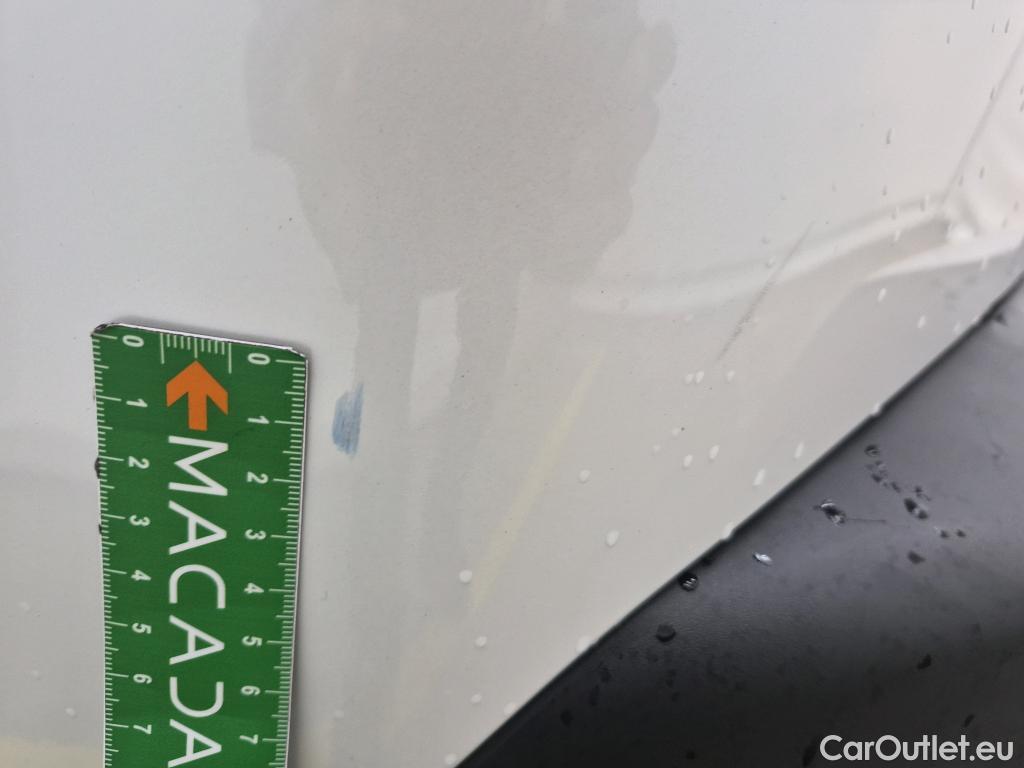  Peugeot  2008  Active Business 1.5 HDi 130CV BVA8 E6d #42