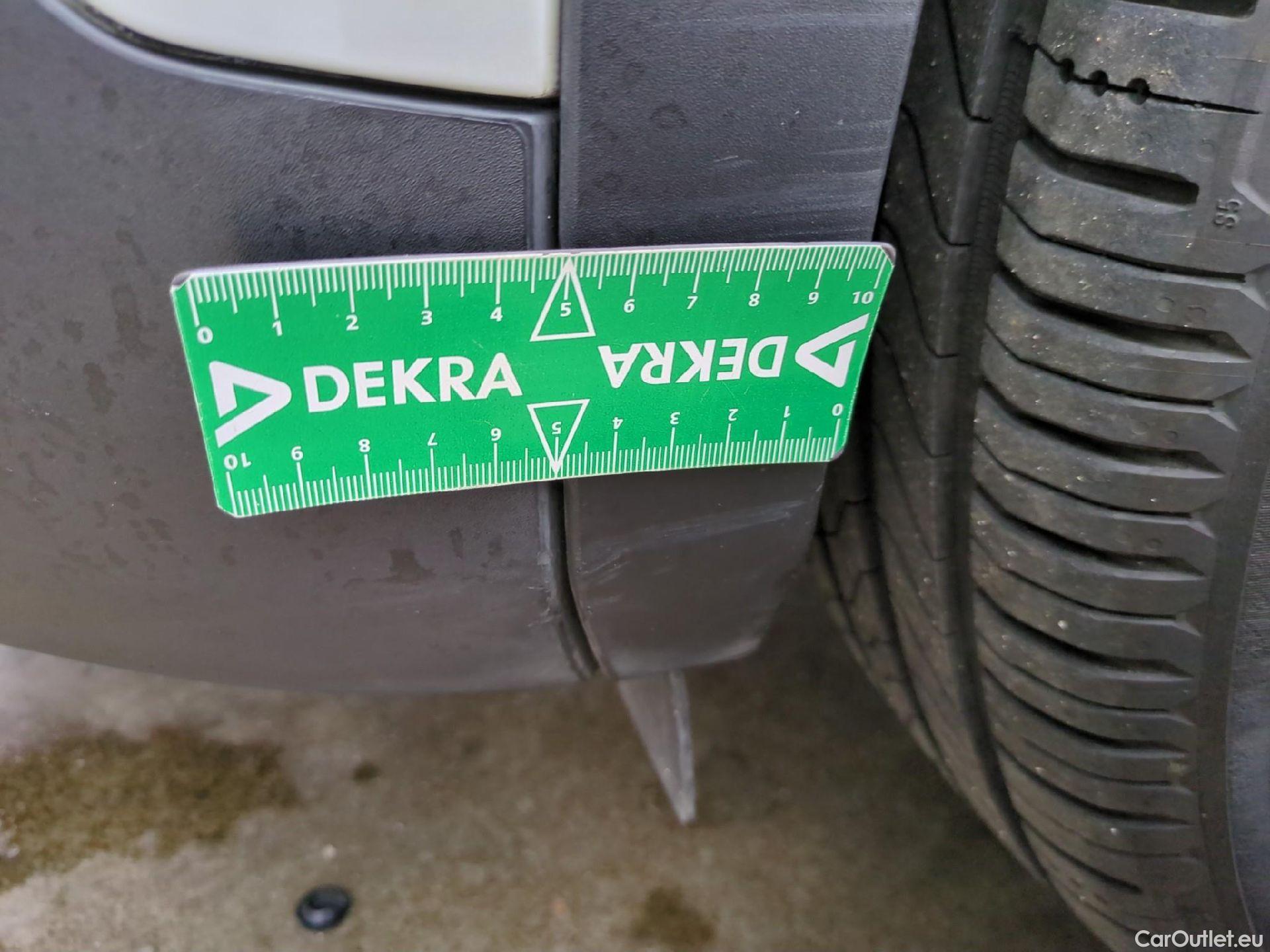  Peugeot  2008  Allure Business 1.5 HDi 100CV BVM6 E6d #43