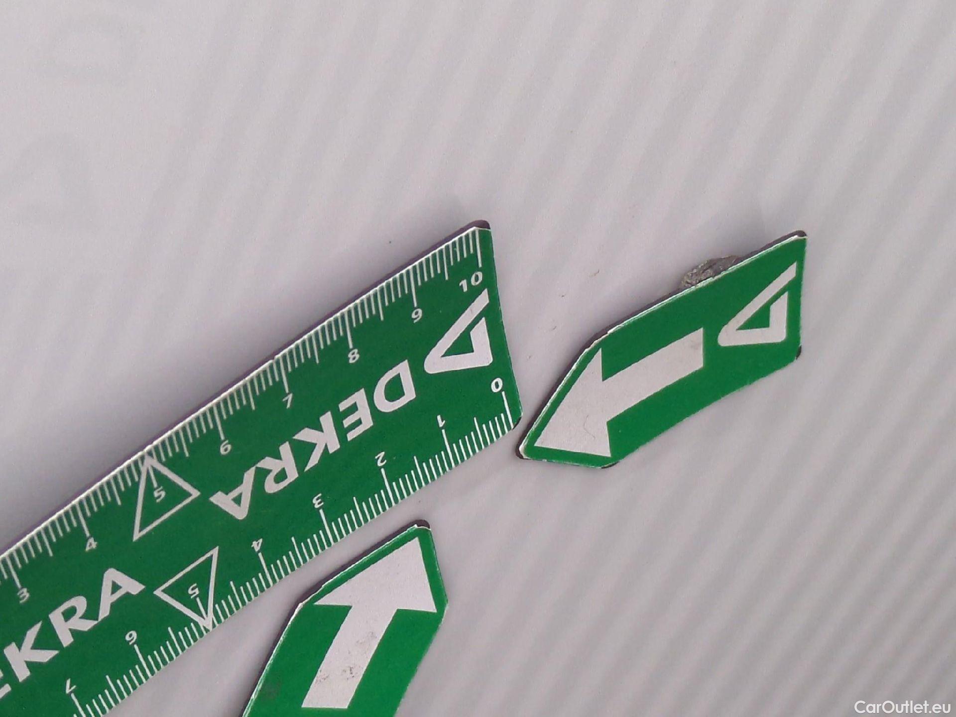  Peugeot  2008  Allure Business 1.5 HDi 100CV BVM6 E6d #35