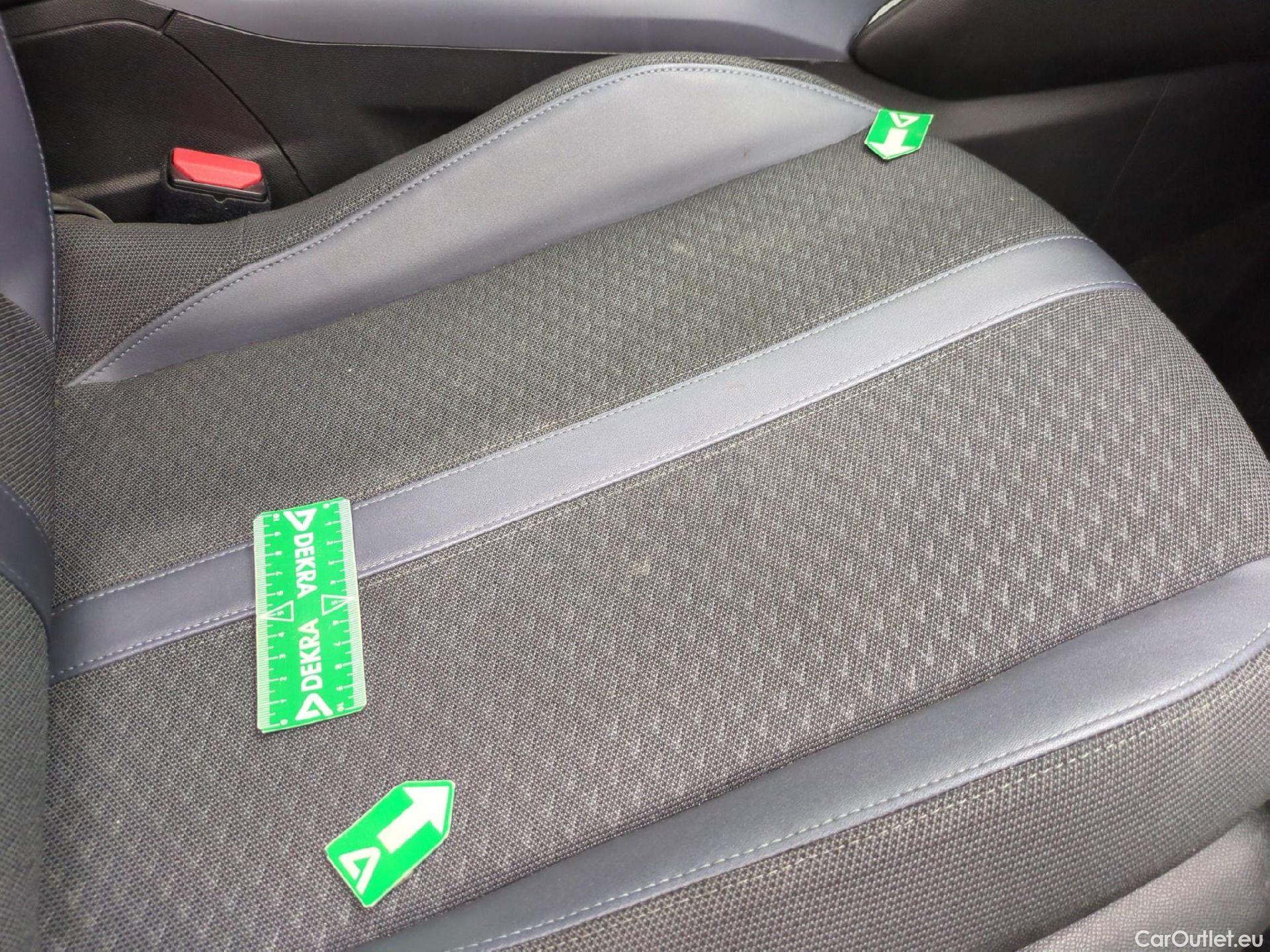  Peugeot  2008  Allure Business 1.5 HDi 100CV BVM6 E6d #7