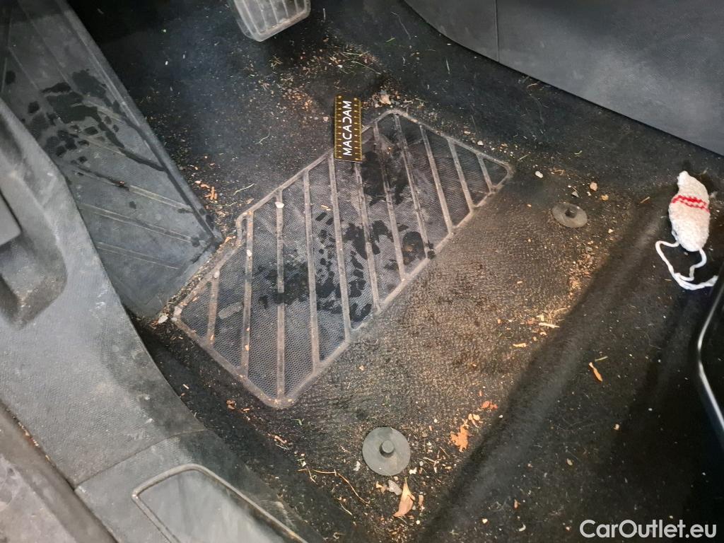  Peugeot  5008  Active Business 1.2 PureTech 130CV BVA8 E6dT #59