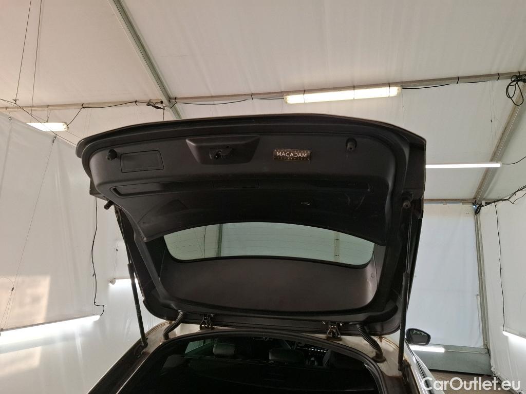  Peugeot  508 PEUGEOT  SW / 2018 / 5P / Break BlueHDi 130 S&S EAT8 GT #21