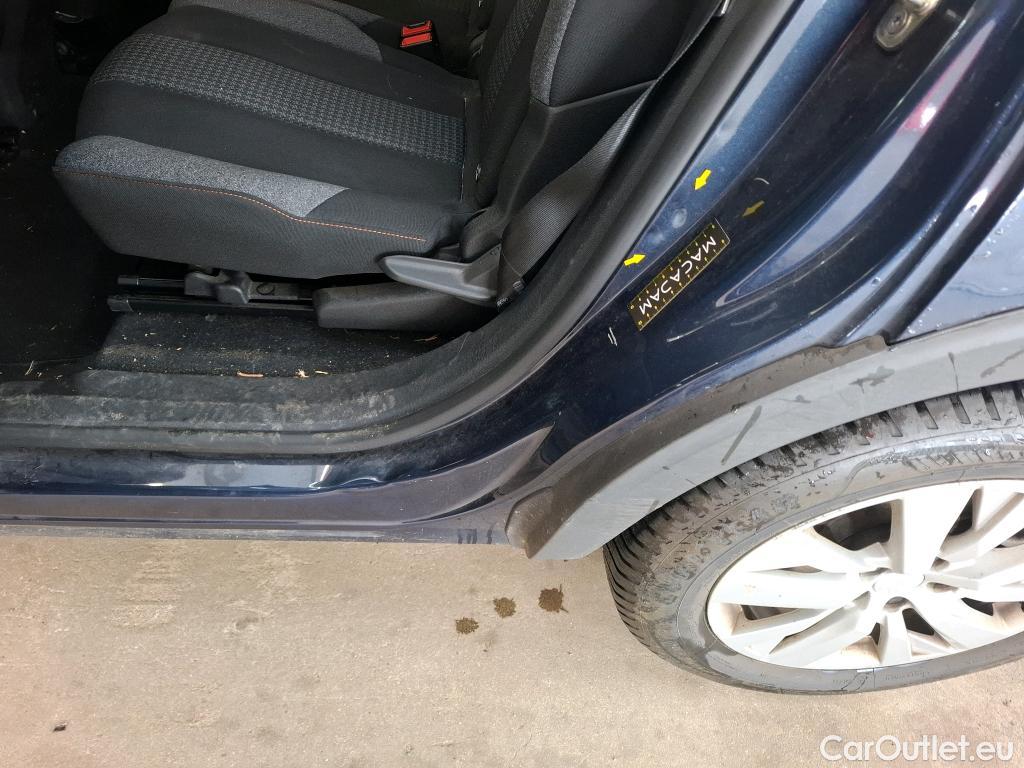  Peugeot  5008  Active Business 1.2 PureTech 130CV BVA8 E6dT #22