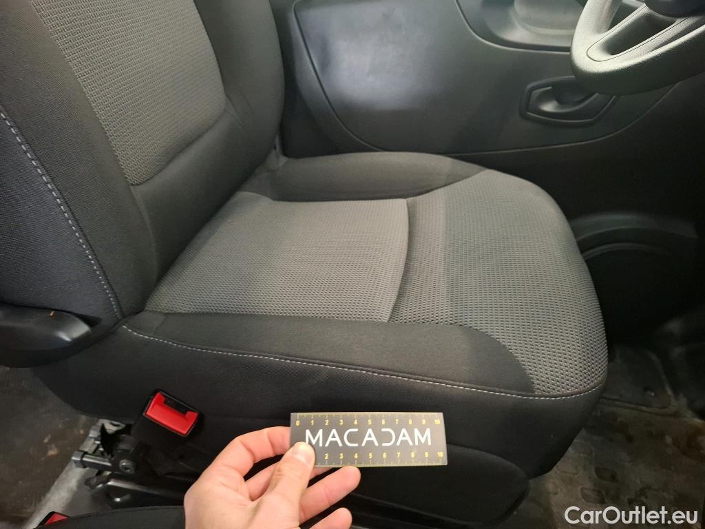  Renault  Trafic  Combi L1H1 2 8t (8/9 Sitze) Life 2.0 dCi 145CV BVM6 8 Sieges E6dT #18