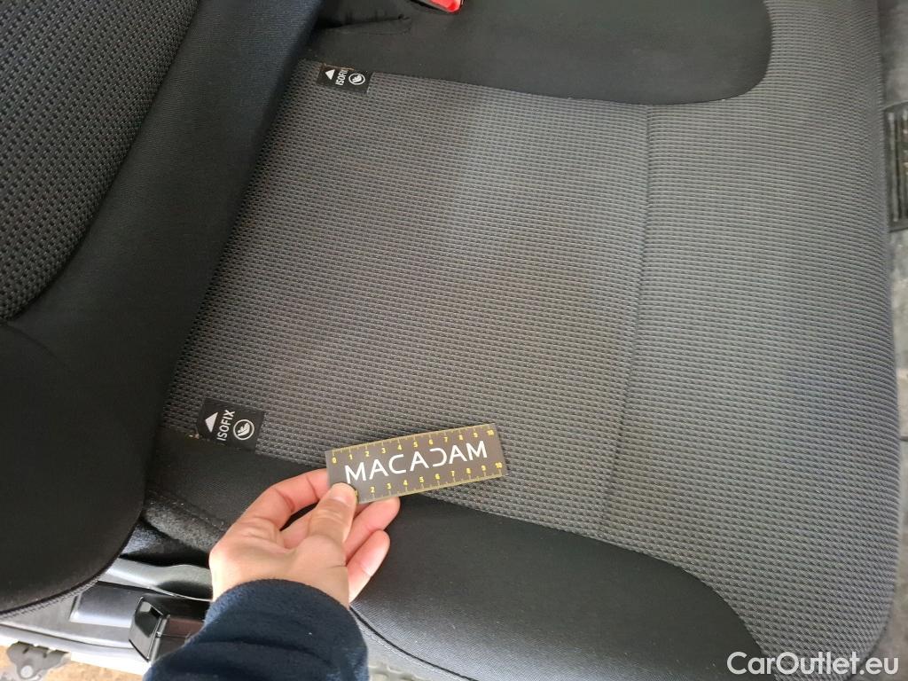  Renault  Trafic  Combi L1H1 2 8t (8/9 Sitze) Life 2.0 dCi 145CV BVM6 8 Sieges E6dT #20