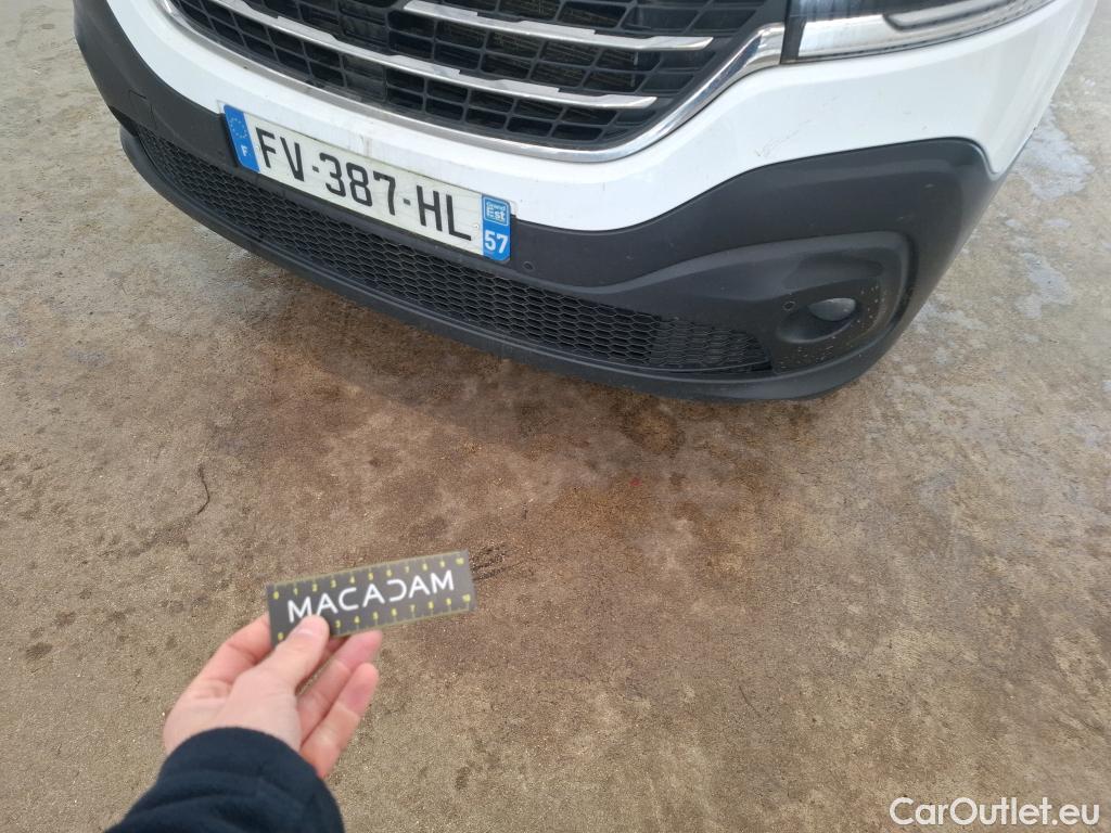  Renault  Trafic  Combi L1H1 2 8t (8/9 Sitze) Life 2.0 dCi 145CV BVM6 8 Sieges E6dT #24