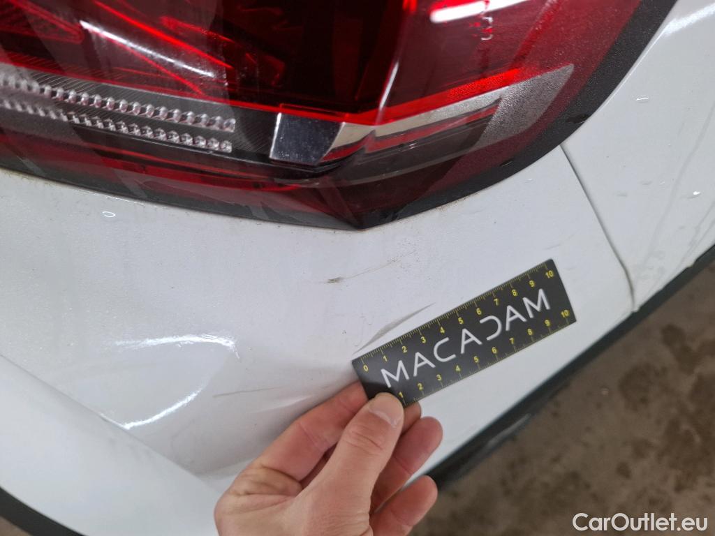  Citroen  C4  Berline Live Pack Business 1.2 PureTech 100CV BVM6 E6d #24