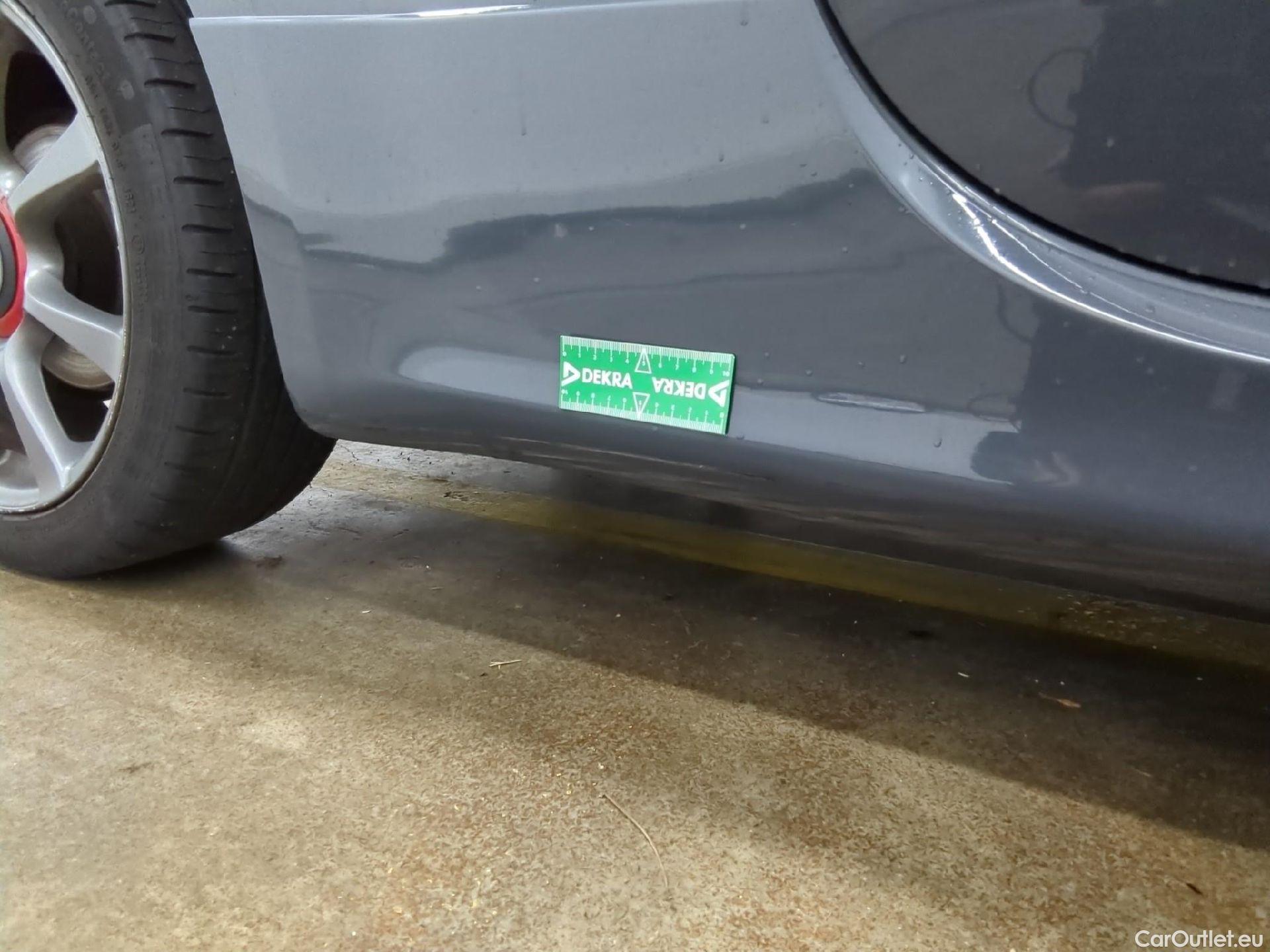  Abarth  500 ABARTH 595 / 2016 / 3P / Berline 1.4 Turbo 16v T-Jet 145ch 595 #24