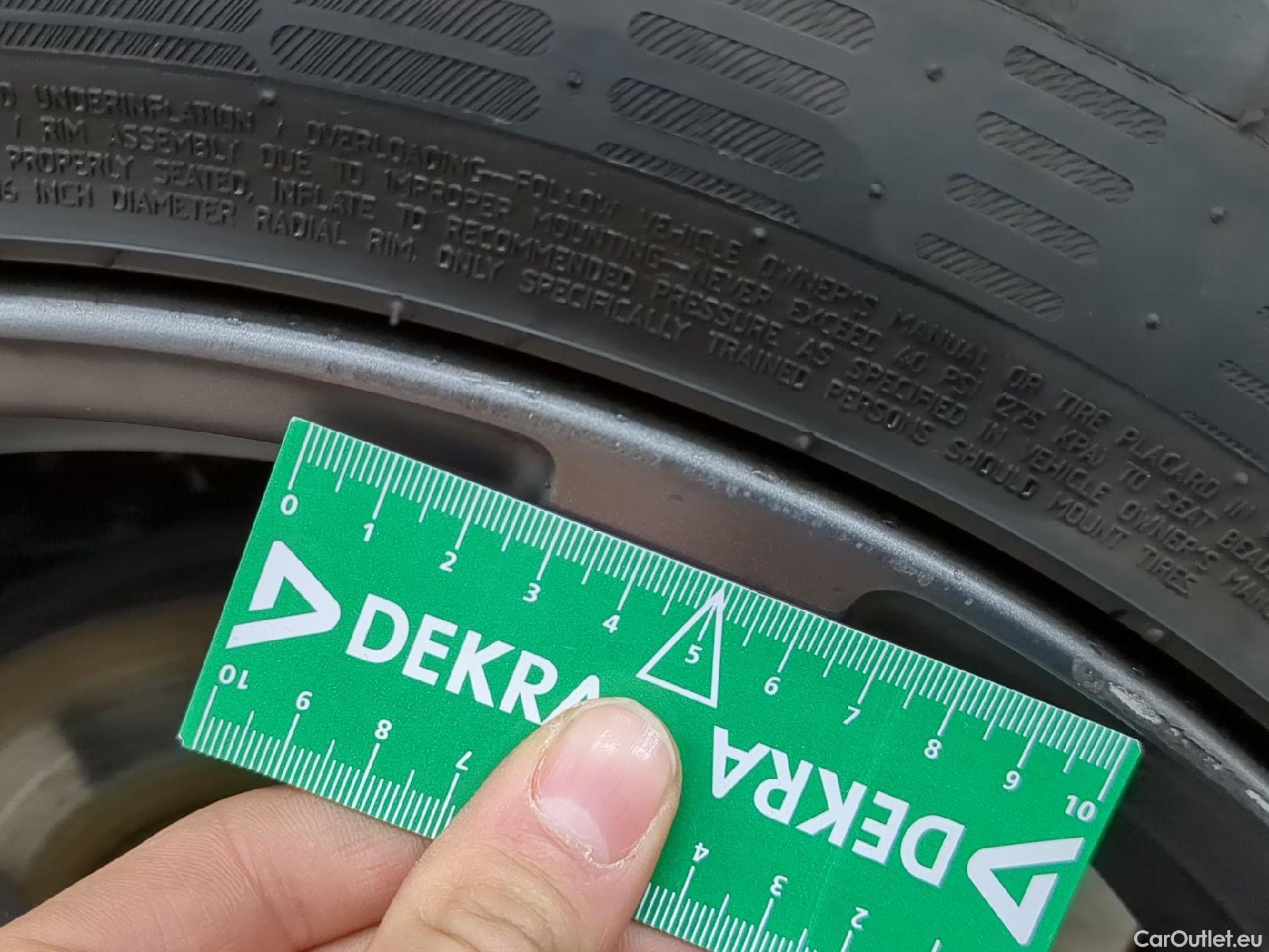  Abarth  500 ABARTH 595 / 2016 / 3P / Berline 1.4 Turbo 16v T-Jet 145ch 595 #13