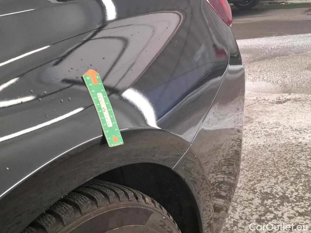  Bmw  Serie 3 BMW Série 3 Touring / 2022 / 5P / Break 318i 156ch Business Design BVA8 #9