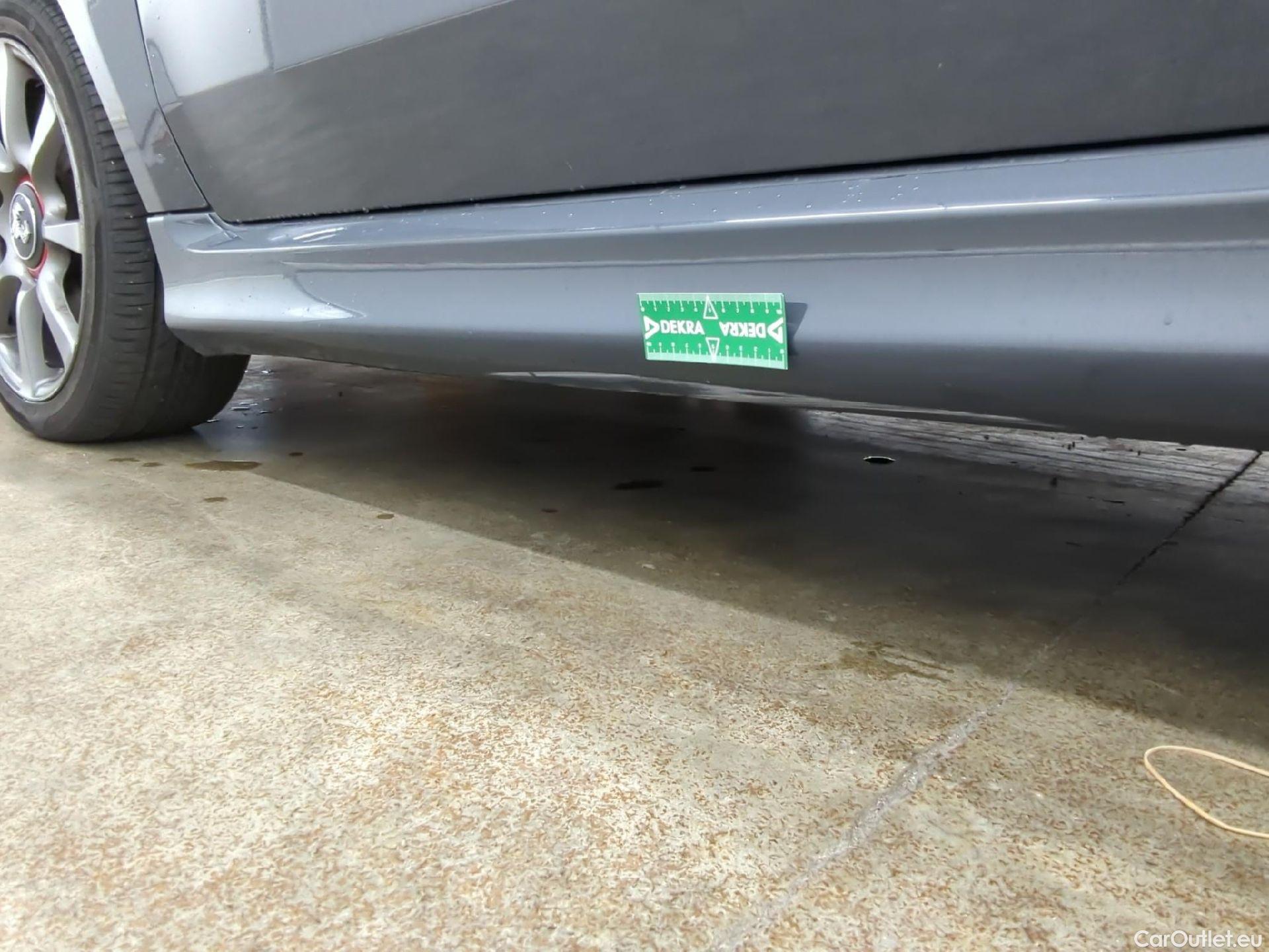  Abarth  500 ABARTH 595 / 2016 / 3P / Berline 1.4 Turbo 16v T-Jet 145ch 595 #37