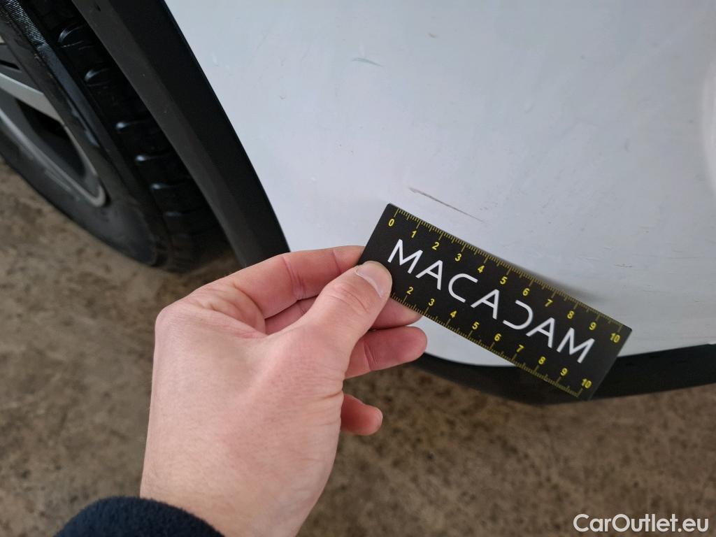  Citroen  C4  Berline Live Pack Business 1.2 PureTech 100CV BVM6 E6d #18