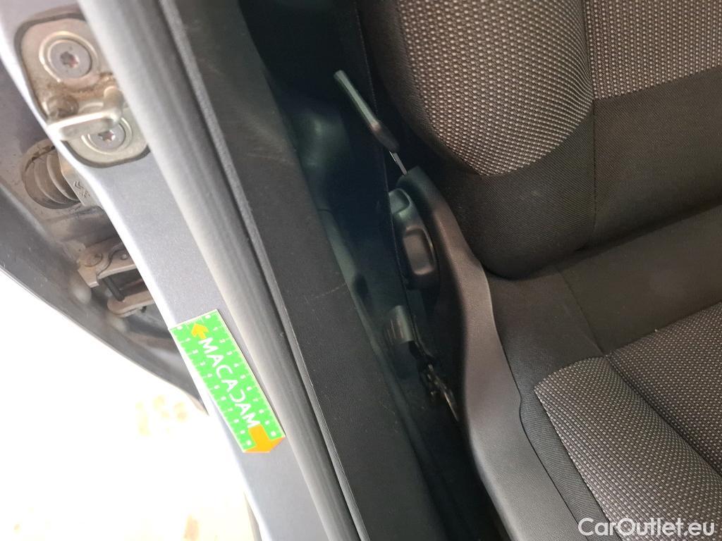  Citroen  C3  Feel Business 1.2 PureTech 80CV BVM5 E6d #26