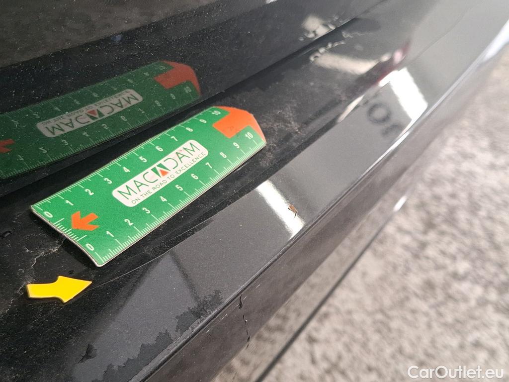  Bmw  Serie 3 BMW Série 3 Touring / 2022 / 5P / Break 318i 156ch Business Design BVA8 #3