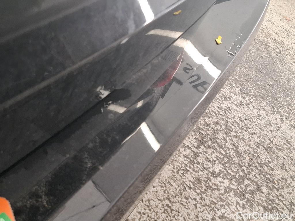  Bmw  Serie 3 BMW Série 3 Touring / 2022 / 5P / Break 318i 156ch Business Design BVA8 #5