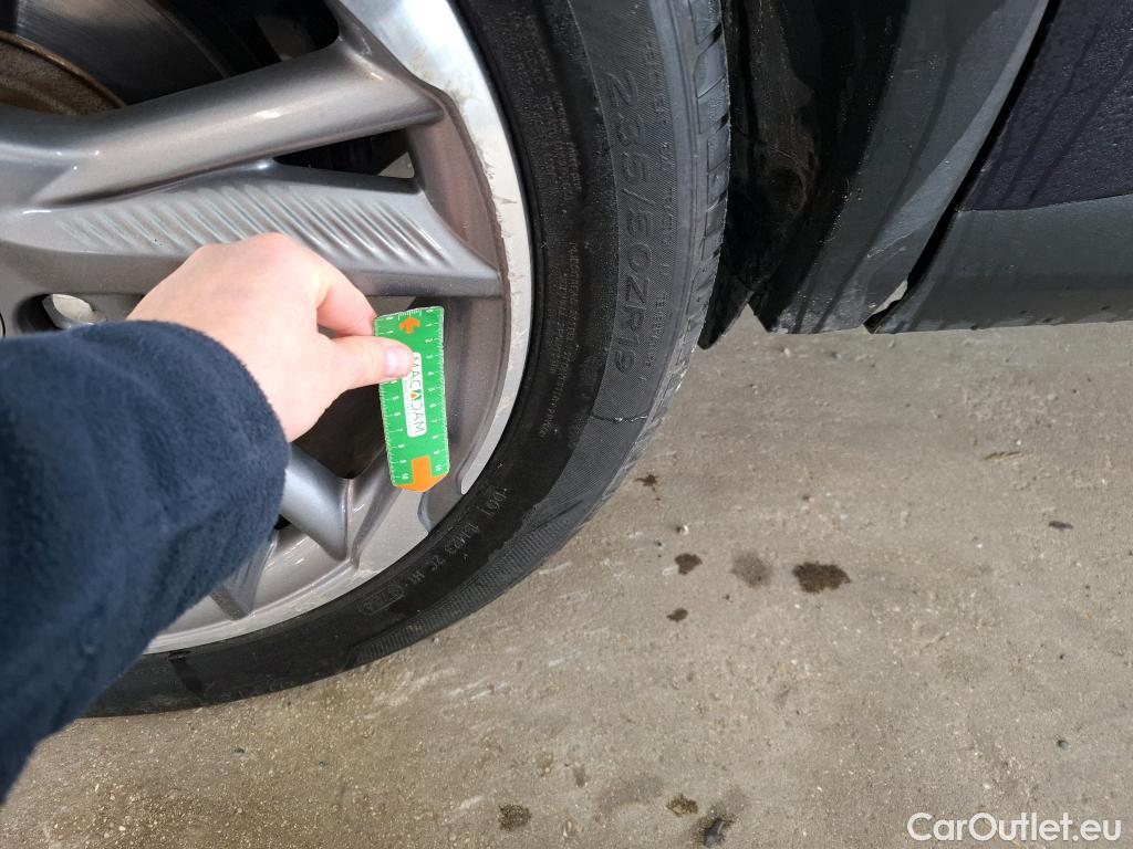  DS  DS7 DS DS 7 Crossback / 2017 / 5P / SUV E-TENSE 225 Business #50