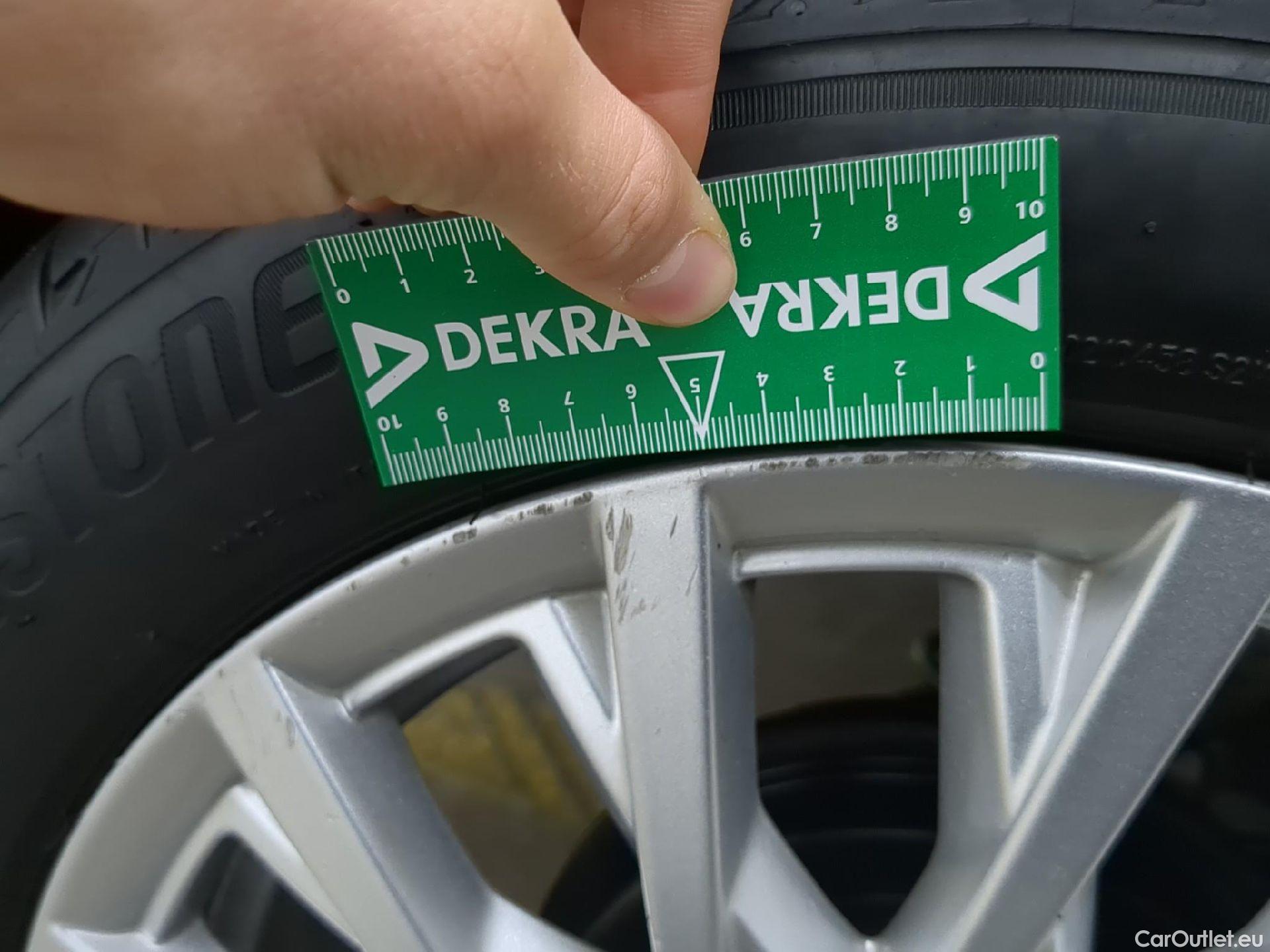  Fiat  500 FIAT  / 2015 / 3P / Berline Hybrid 1.0 BSG 70 ch Dolcevita #1