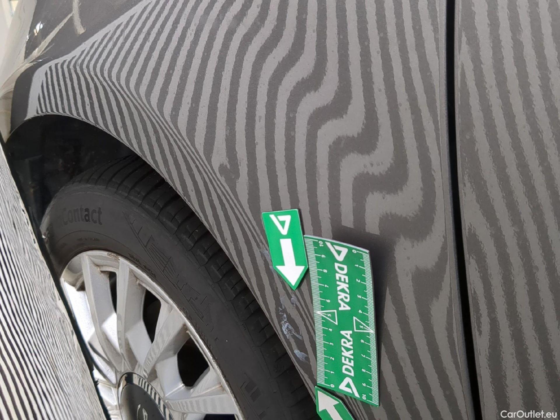  Fiat  500 FIAT  / 2015 / 3P / Berline Hybrid 1.0 BSG 70 ch Dolcevita #21