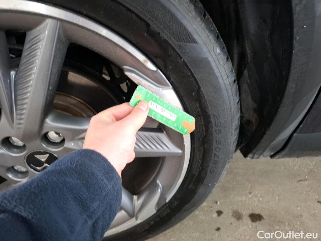  DS  DS7 DS DS 7 Crossback / 2017 / 5P / SUV E-TENSE 225 Business #51