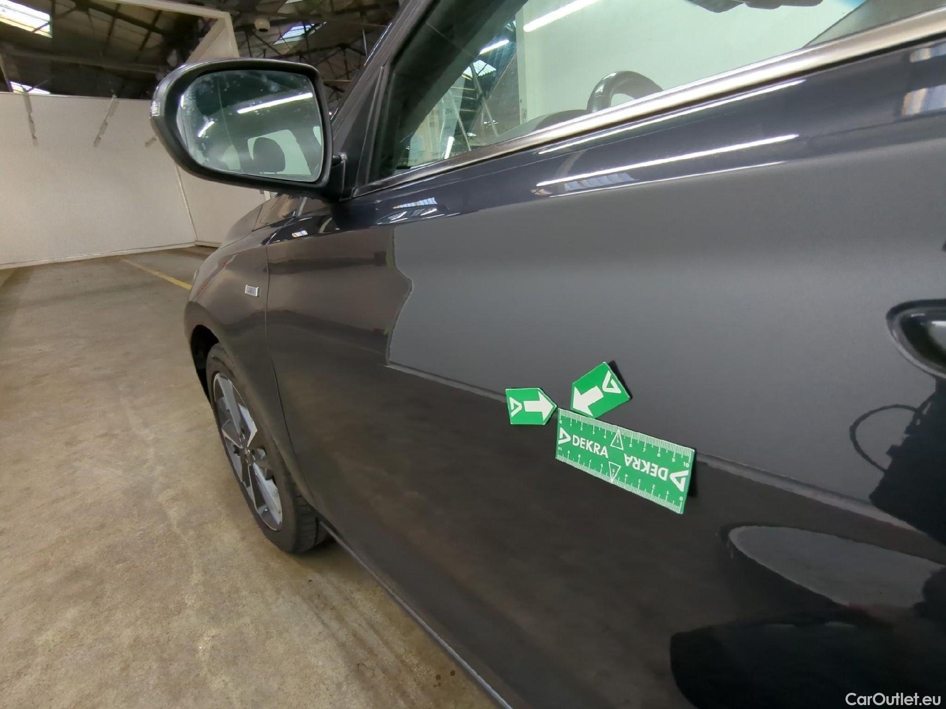  Hyundai  i30 HYUNDAI  Sport Wagon / 2020 / 5P / Break 1.0 T-GDI 120 MHEV I-MT CREATIVE SW #19