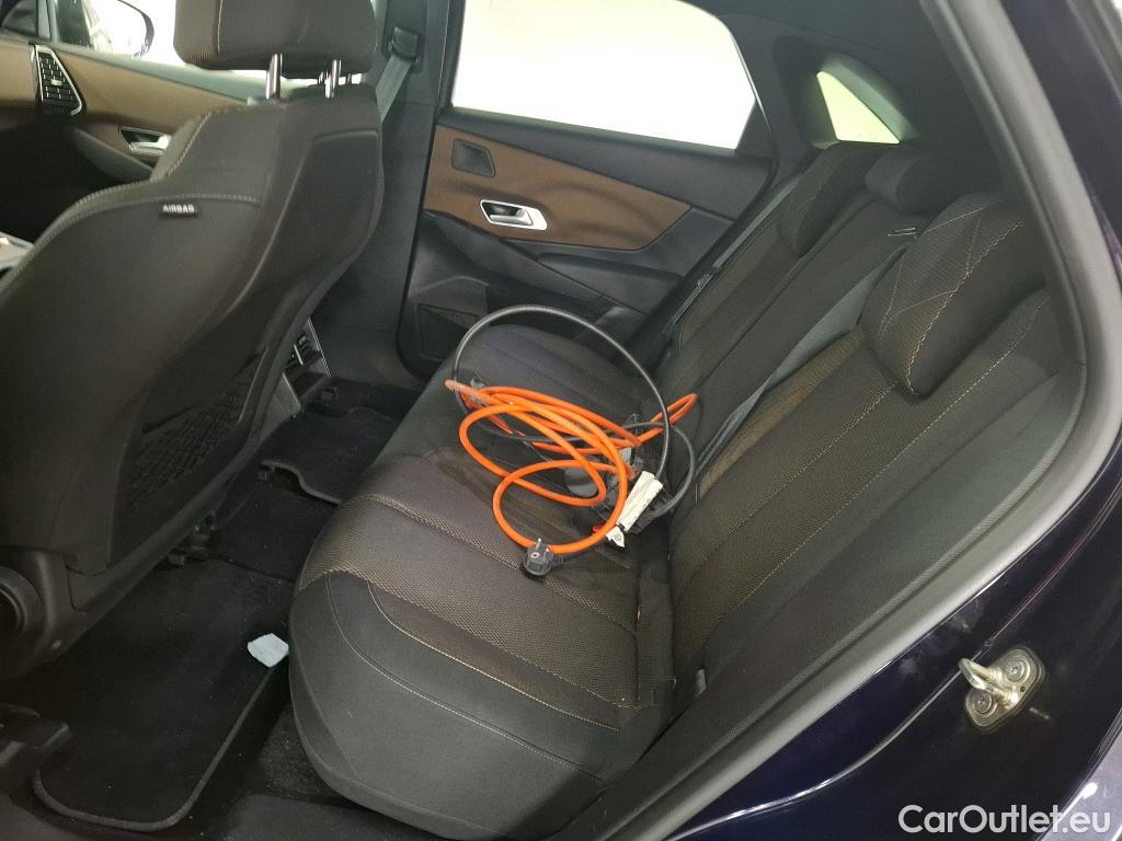  DS  DS7 DS DS 7 Crossback / 2017 / 5P / SUV E-TENSE 225 Business #63