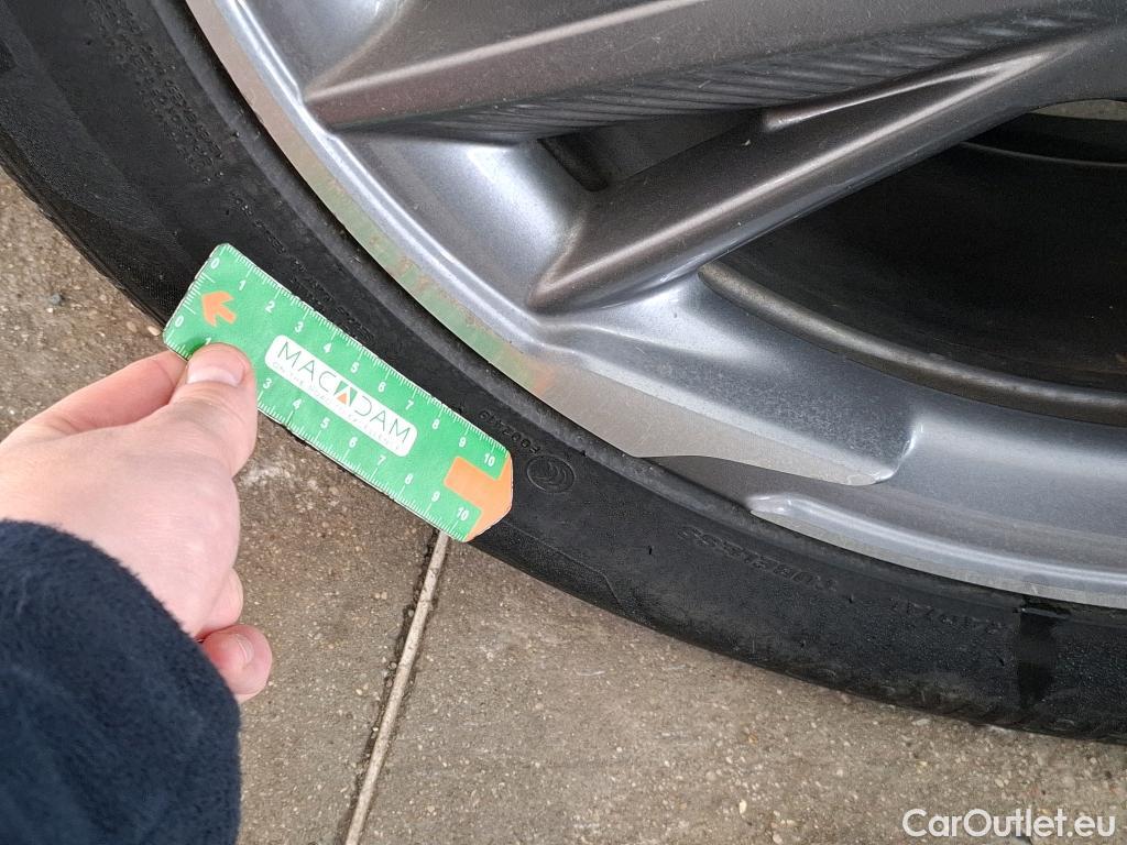  DS  DS7 DS DS 7 Crossback / 2017 / 5P / SUV E-TENSE 225 Business #54